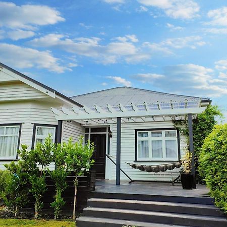 Beautiful Villa Near Everything! Christchurch Buitenkant foto